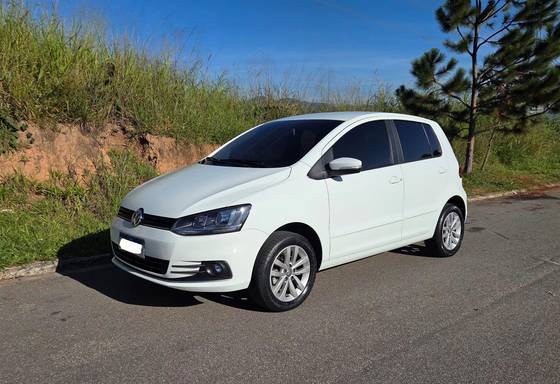VOLKSWAGEN FOX 1.6 MSI TOTAL FLEX CONNECT 4P MANUAL VOLKSWAGEN FOX 1.6 MSI TOTAL FLEX CONNECT 4P MANUAL